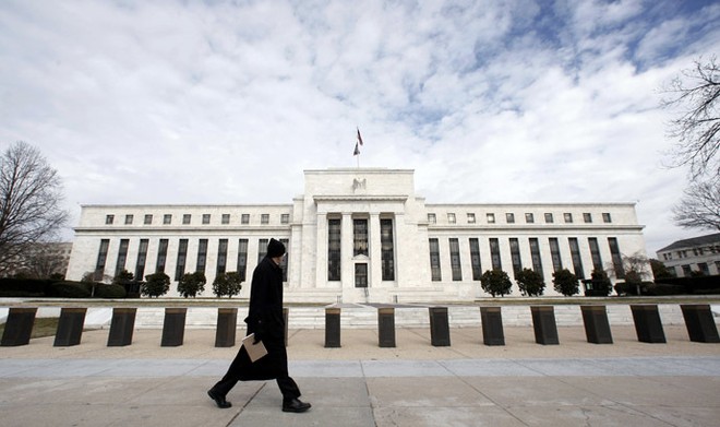Hy vọng sớm tăng lãi suất của Fed bị phản đối mạnh