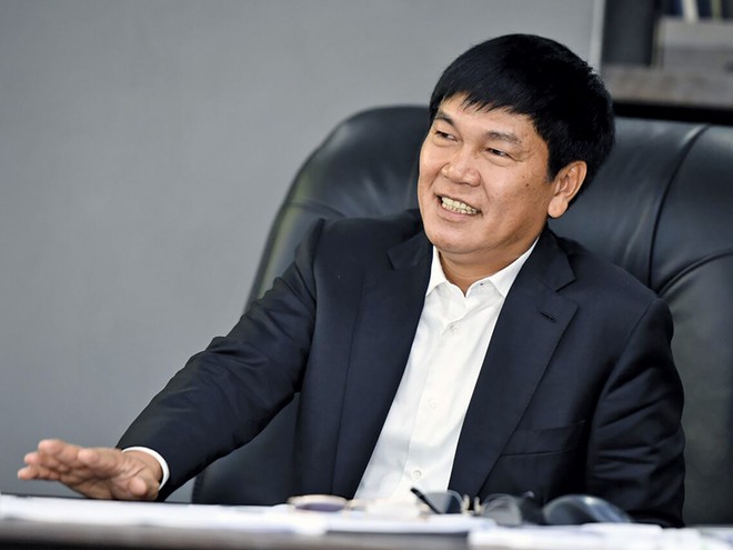 Cổ phiếu HPG tìm lại ánh hào quang, vợ chồng ông Trần Đình Long có thêm 6.000 tỷ đồng