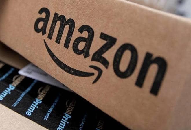 FBI đang điều tra đường dây tiêu thụ hàng ăn cắp trị giá tới 10 triệu USD trên Amazon. Ảnh: BusinessToday.