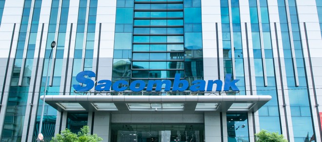 Giao dịch cổ phiếu không báo cáo, vợ Phó tổng giám đốc Sacombank bị phạt 20 triệu đồng
