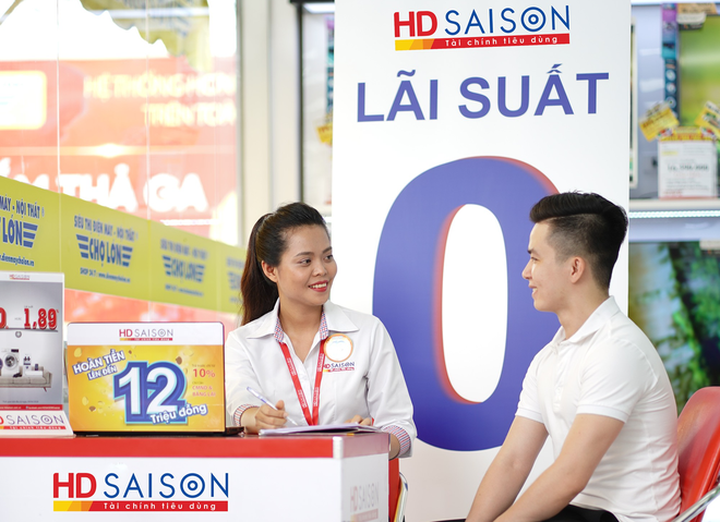 HD SAISON giảm 5% lãi suất vay tiêu dùng giúp người dân miền Trung mua sắm cuối năm. 
