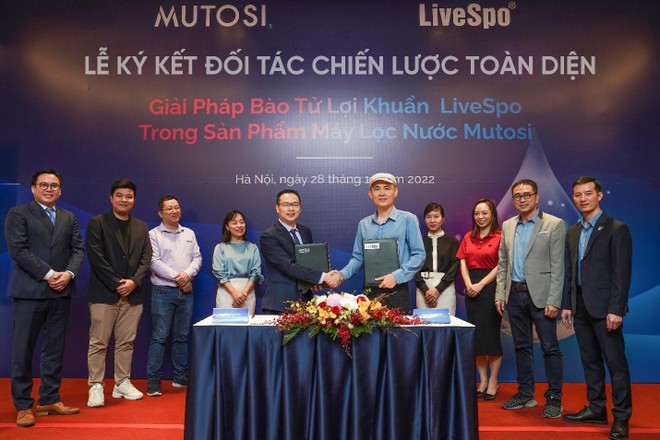 Mutosi và Công ty TNHH LiveSpo Pharma tổ chức “Lễ ký kết đối tác chiến lược toàn diện”, cho ra đời dòng sản phẩm máy lọc nước tích hợp công nghệ bào tử lợi khuẩn đầu tiên tại Việt Nam.