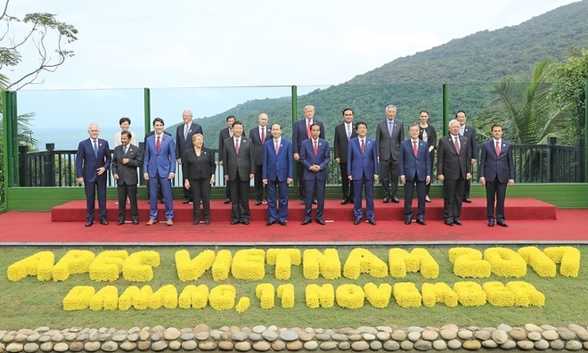 Các lãnh đạo APEC chụp ảnh chung sau họp cấp cao