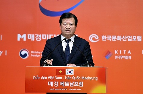 Phó Thủ tướng Trịnh Đình Dũng phát biểu tại Diễn đàn. Ảnh: VGP
