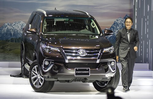 Ông Yoshihisa Maruta hết nhiệm kỳ cuối 2016, ông Toru Kinoshita (trong ảnh) thay thế làm Tổng giám đốc Toyota Việt Nam và ra mắt chiếc Fortuner nhập khẩu đầu 2017. Ảnh: AD.