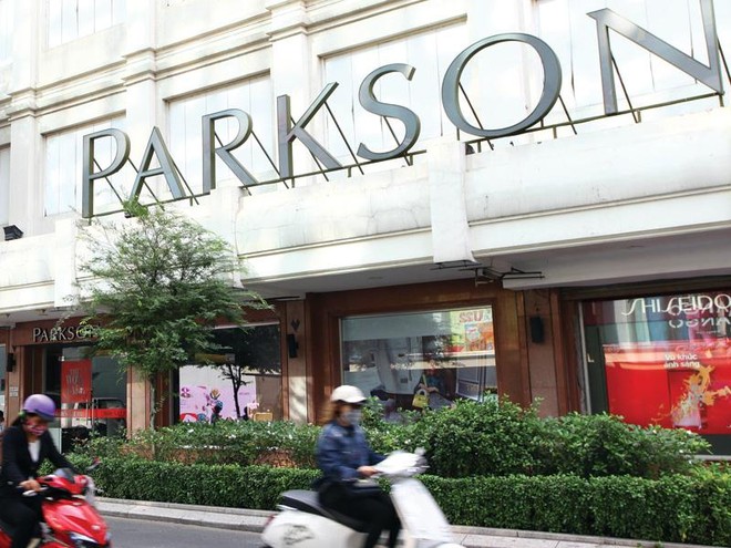 Đã có 4 trung tâm trong hệ thống Parkson tại Việt Nam bị đóng cửa (gồm Parkson Paragon và Parkson Flemington tại TP.HCM; Parkson Keangnam và Parkson Viet Tower tại Hà Nội)
