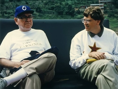 Warren Buffett và Bill Gates đã là bạn bè gần 30 năm qua. Ảnh: Gates Notes