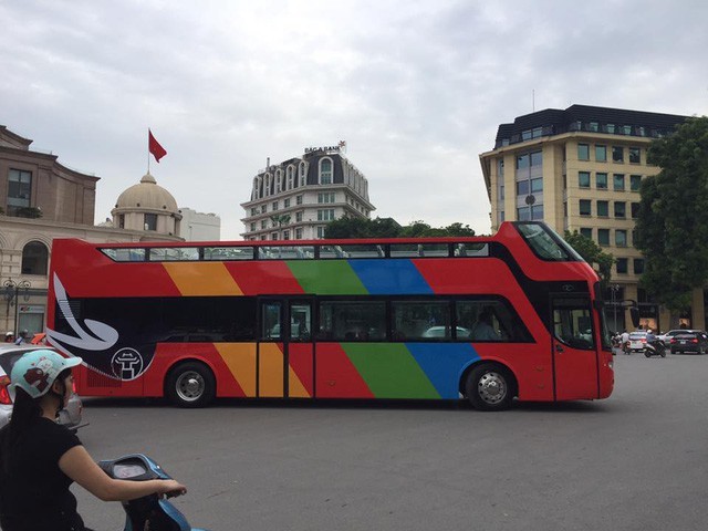 Xe buýt 2 tầng từng được chạy thử tại Hà Nội (ảnh: Nguyễn Dương)