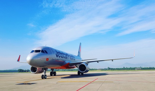 Chuyến bay BL581 quay đầu lại sân bay Đà Nẵng để cấp cứu hành khách mang thai