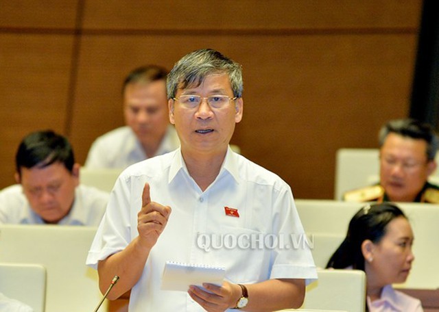 Đại biểu Quốc hội Nguyễn Anh Trí cho ý kiến xây dựng Luật Phòng, chống tham nhũng sửa đổi.