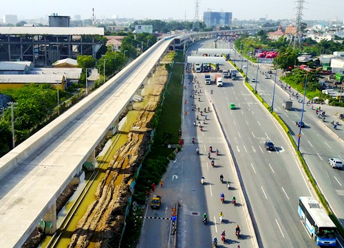 Tuyến metro Bến Thành - Suối Tiên đã xong hơn 50% khối lượng công việc. Ảnh: Quỳnh Trần.