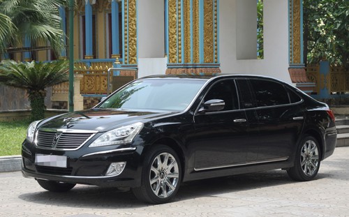 Mẫu Hyundai Equus Limousine rao bán tại Việt Nam.