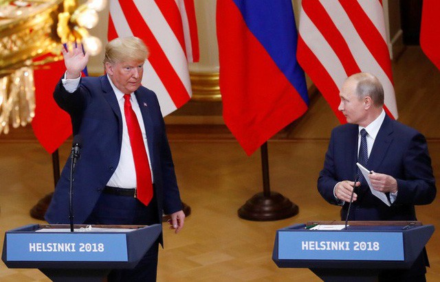 Tổng thống Mỹ Donald Trump và Tổng thống Nga Vladimir Putin trong cuộc họp báo hôm 16/7. (Ảnh: Reuters).