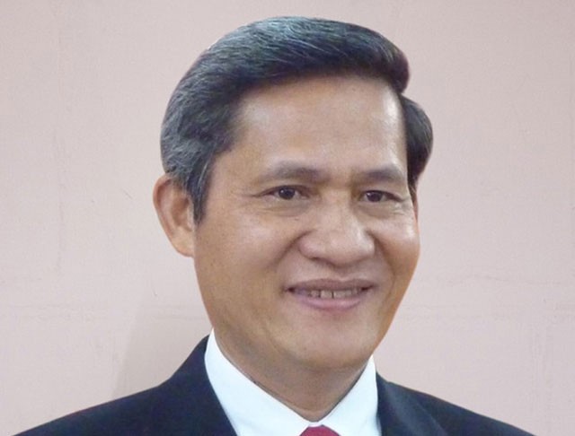 Ông Lữ Ngọc Cư khẳng định không có chuyện ông làm Phó tổng giám đốc Tập đoàn Trung Nguyên (ảnh báo Đắk Lắk).
