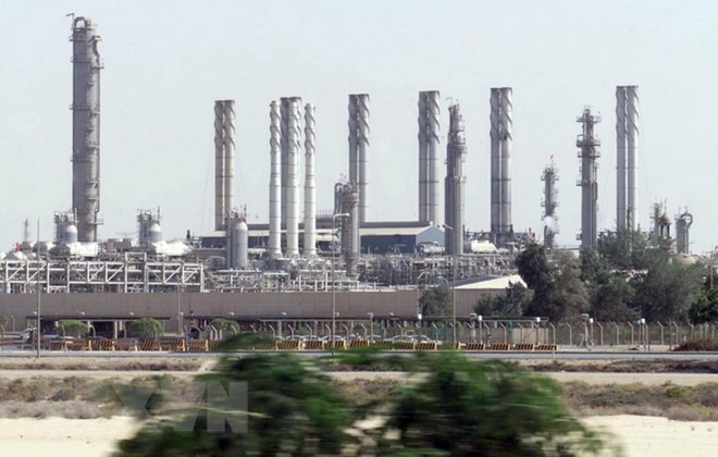 Toàn cảnh một nhà máy lọc dầu ở cảng Jubail, Saudi Arabia. (Nguồn: AFP/TTXVN).