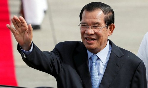 Thủ tướng Hun Sen trong chuyến thăm các nước ASEAN cuối năm 2017. Ảnh: AFP.