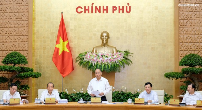 Thủ tướng Nguyễn Xuân Phúc phát biểu tại phiên họp. Ảnh: VGP/Quang Hiếu.