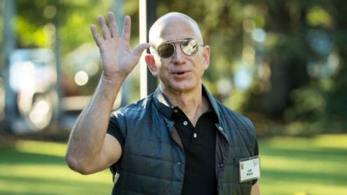 Ông chủ Amazon - Jeff Bezos. Ảnh: AFP.