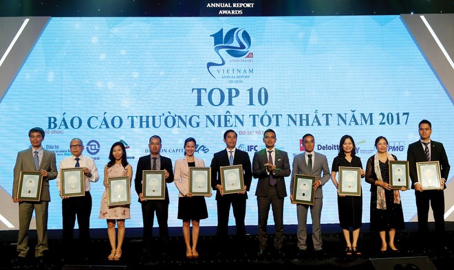 Một trong những nỗ lực góp sức xây dựng TTCK Việt Nam của Báo Đầu tư là tham gia đồng tổ chức Cuộc bình chọn Báo cáo thường niên, thúc đẩy sự minh bạch và chuyên nghiệp của các DN niêm yết.