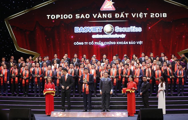 Chứng khoán Bảo Việt được vinh danh trong top 100 Sao Vàng đất Việt 2018