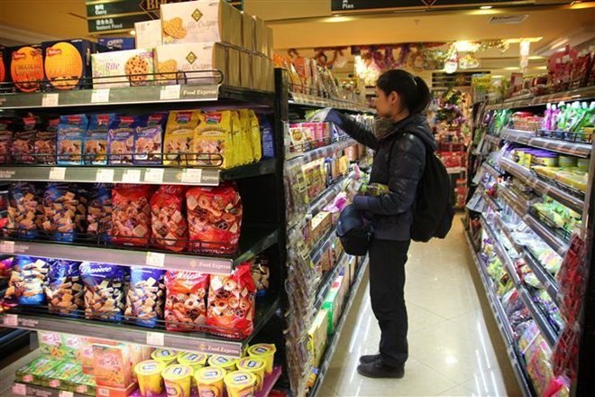 Hàng hóa được bày bán tại một siêu thị ở Bắc Kinh, Trung Quốc. (Nguồn: AFP/TTXVN).