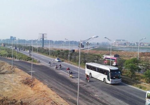 Quốc lộ 1 Bắc Giang - Lạng Sơn mới được mở rộng. Ảnh: Anh Duy. 