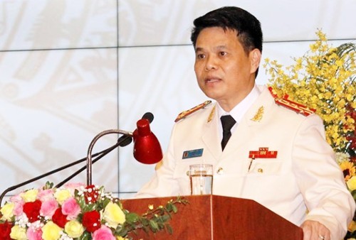 Đại tá Lê Ngọc Châu 47 tuổi.