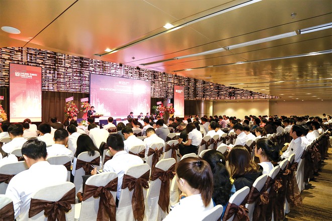 Toàn cảnh Đại hội đồng cổ đông thường niên 2019 của Hưng Thịnh Incons.