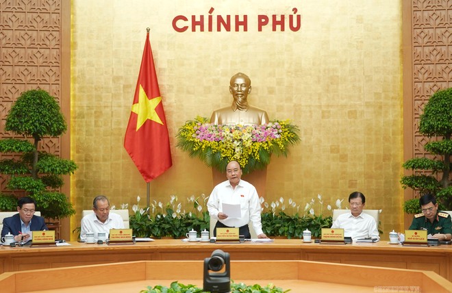 Thủ tướng Nguyễn Xuân Phúc chủ trì phiên họp Chính phủ tháng 5/2019. Ảnh: VGP