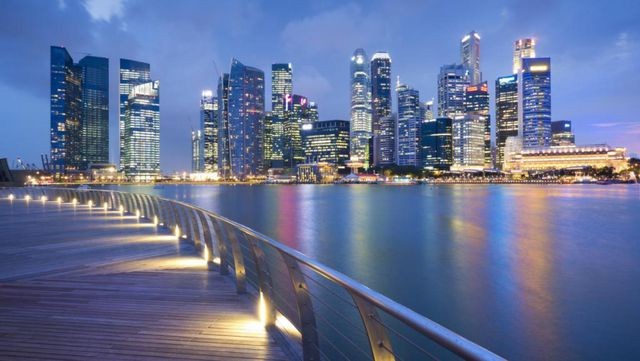Tại sao nền kinh tế của Singapore lại xuống dốc?