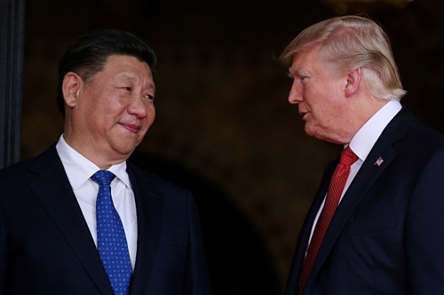 Chủ tịch Trung Quốc Tập Cận Bình và Tổng thống Mỹ Donald Trump. Ảnh: Reuters.