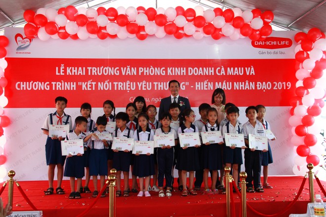 Công ty Bảo hiểm Nhân thọ Dai-ichi Việt Nam phát động gây quỹ cho chương trình hỗ trợ cộng đồng “Kết nối triệu yêu thương”
