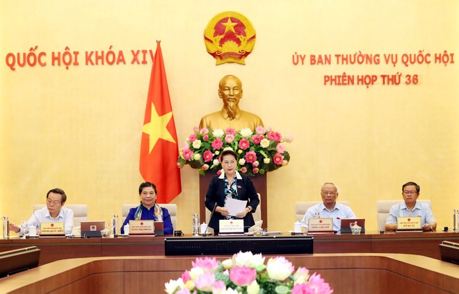 Chủ tịch Quốc hội Nguyễn Thị Kim Ngân phát biểu khai mạc Phiên họp. Ảnh VGP/Lê Sơn.