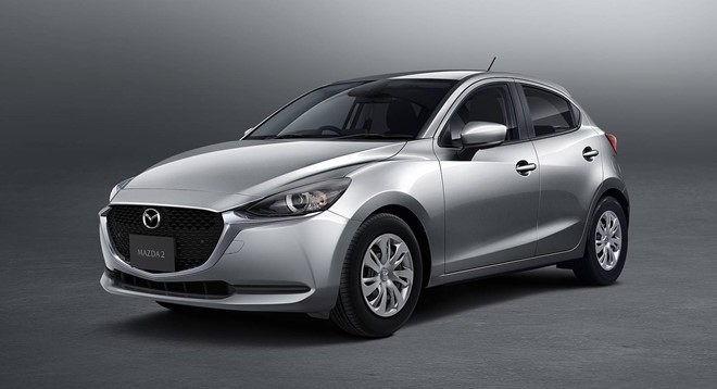 Mazda2 2020 có tinh chỉnh nhẹ thiết kế nội, ngoại thất.