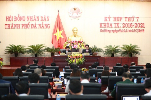 Hội đồng nhân dân TP Đà Nẵng đã có Nghị quyết quy định về chính sách hỗ trợ, khuyến khích cán bộ xin thôi làm nhiệm vụ và công chức viên chức lãnh đạo, quản lý tự nguyện thôi việc để bố trí cán bộ từ năm 2018.