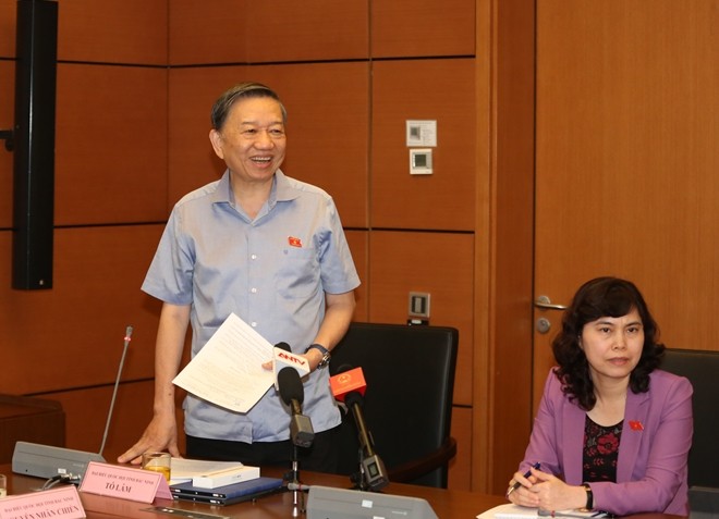 Bộ trưởng Tô Lâm phát biểu thảo luận.