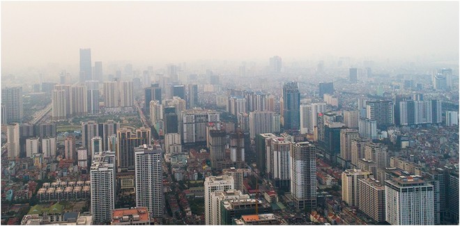 Sự xuất hiện hàng loạt cao ốc thiếu quy hoạch bài bản khu vực Hà Nội khiến nhu cầu bất động sản nội đô có xu hướng đảo chiều.