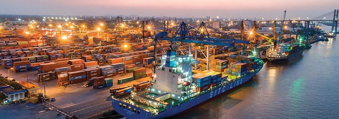 Cảng Đình Vũ đã và đang tiến tới mục tiêu trở thành cảng container chuyên nghiệp, hiện đại, có vị thế dẫn đầu khu vực miền Bắc.