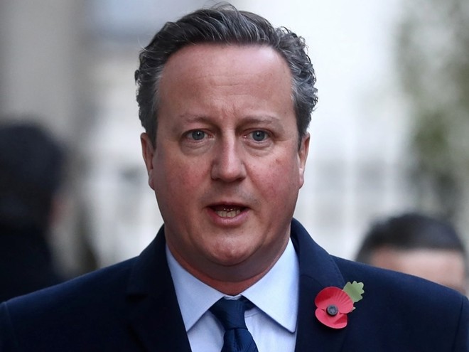 Cựu thủ tướng Anh David Cameron tại London tháng 11/2019. Ảnh: Reuters.