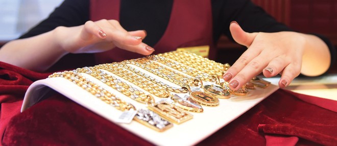 Giá vàng trong nước được cho là có thể tái phá vỡ mức kỷ lục đã xác lập vào năm 2011 tại 49 triệu đồng/lượng.