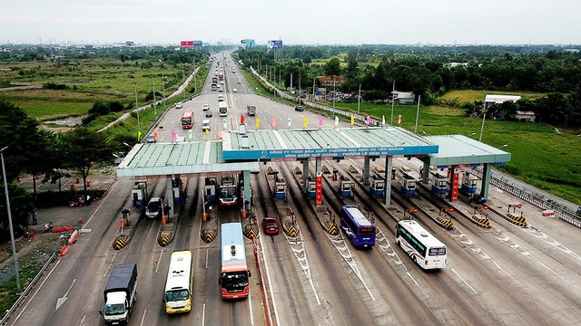 Tuyến cao tốc TP.HCM - Trung Lương là công trình đường bộ đạt chuẩn cao tốc đầu tiên tại Việt Nam.
