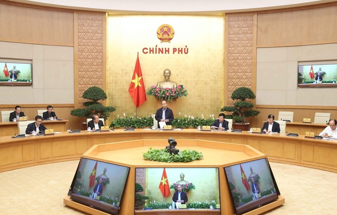 Thủ tướng Nguyễn Xuân Phúc chủ trì phiên họp. (Ảnh: Thống Nhất/TTXVN).