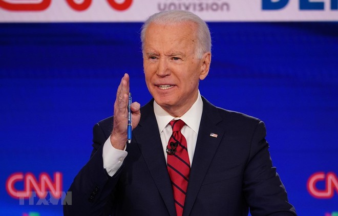 Cựu Phó Tổng thống Mỹ Joe Biden phát biểu trong cuộc tranh luận trực tiếp trên truyền hình ở Washington, DC ngày 15/3/2020. (Ảnh: AFP/TTXVN).