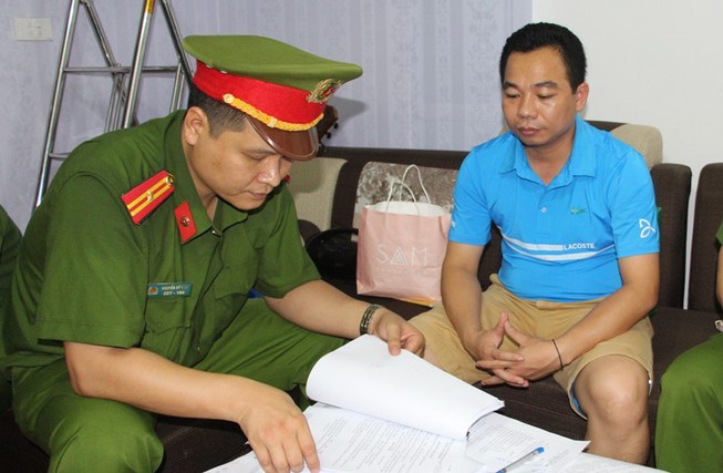Bắt tạm giam cán bộ Ban Dân tộc tỉnh Nghệ An vì tham ô tài sản