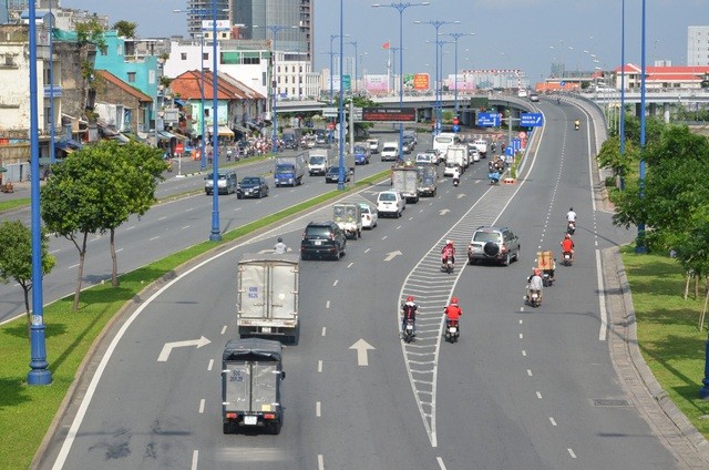 TP.HCM sẽ nghiên cứu bổ sung quy hoạch để kết nối đường Võ Văn Kiệt với tỉnh Long An.