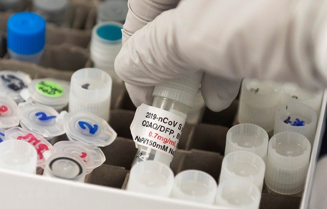 Vắcxin ngừa COVID-19 tại phòng thí nghiệm Novavax ở Gaithersburg, Maryland, Mỹ. (Ảnh: AFP/TTXVN).