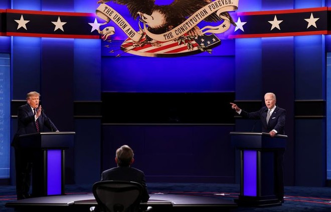Ứng viên Dân chủ Joe Biden được đánh giá tự tin hơn trong cuộc tranh luận trực tiếp đầu tiên. (Ảnh: Reuters).
