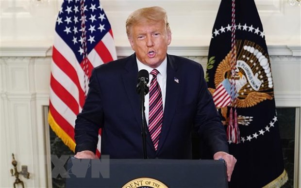 Tổng thống Mỹ Donald Trump phát biểu tại Nhà Trắng ở Washington, D.C., Mỹ. (Ảnh: AFP/TTXVN).