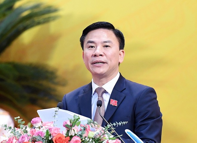 Ông Đỗ Trọng Hưng, Phó Bí thư thường trực Tỉnh ủy khóa XVIII được bầu giữ chức Bí thư Tỉnh ủy Thanh Hóa khóa XIX.