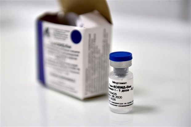 Một loại vắcxin ngừa COVID-19 của Nga được giới thiệu tại Moskva. (Ảnh: AFP/TTXVN).